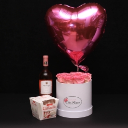 Set Cutie Medie cu Trandafiri Roz, Inimă Roz cu Heliu, Raffaello și Vin Prahova Valley alt vedere product