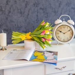 Buchet de lalele alb roz galben alt vedere product 2