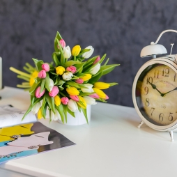 Buchet de lalele alb roz galben alt vedere product 3