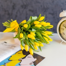 Buchet cu lalele galbene (25 buc.) alt vedere product 5